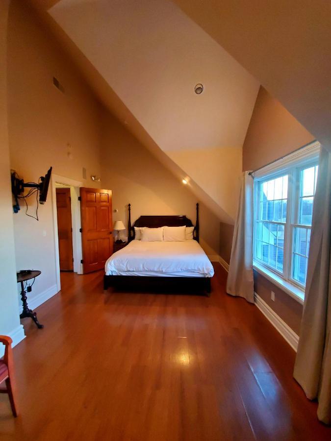 Chelsea Sun Inn Mount Bethel Екстер'єр фото