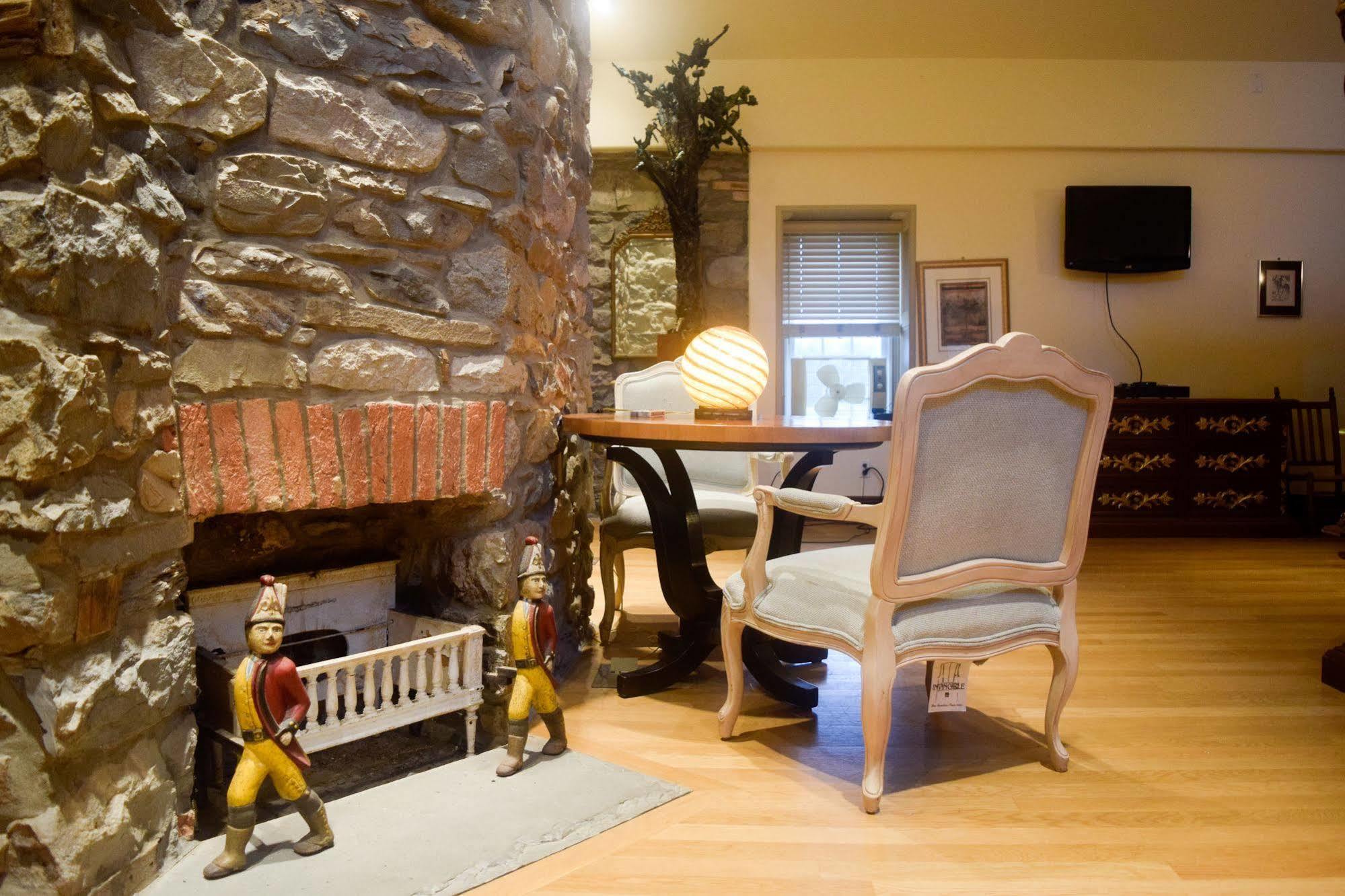 Chelsea Sun Inn Mount Bethel Екстер'єр фото